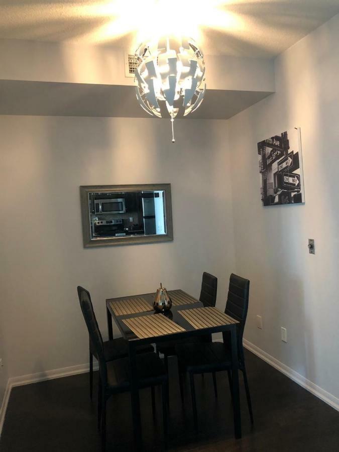 Executive 1 Bedroom Condo Sleeps 2 Toronto Exterior foto